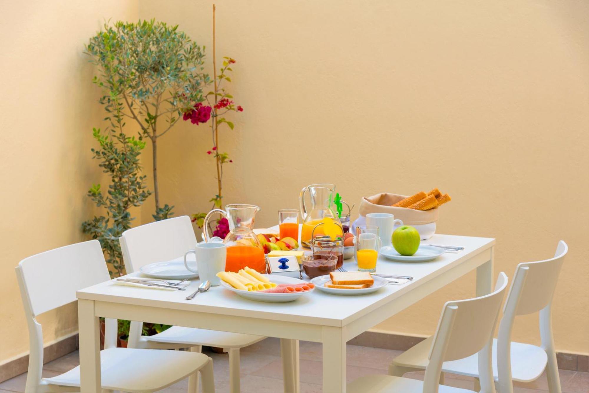Pal Calma Suites 레팀노 외부 사진